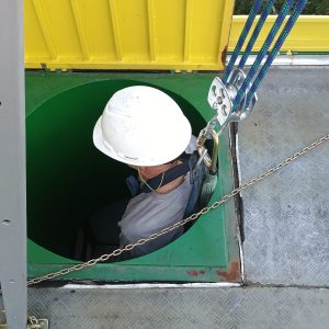 Treinamento em espaço confinado na unidade móvel integra